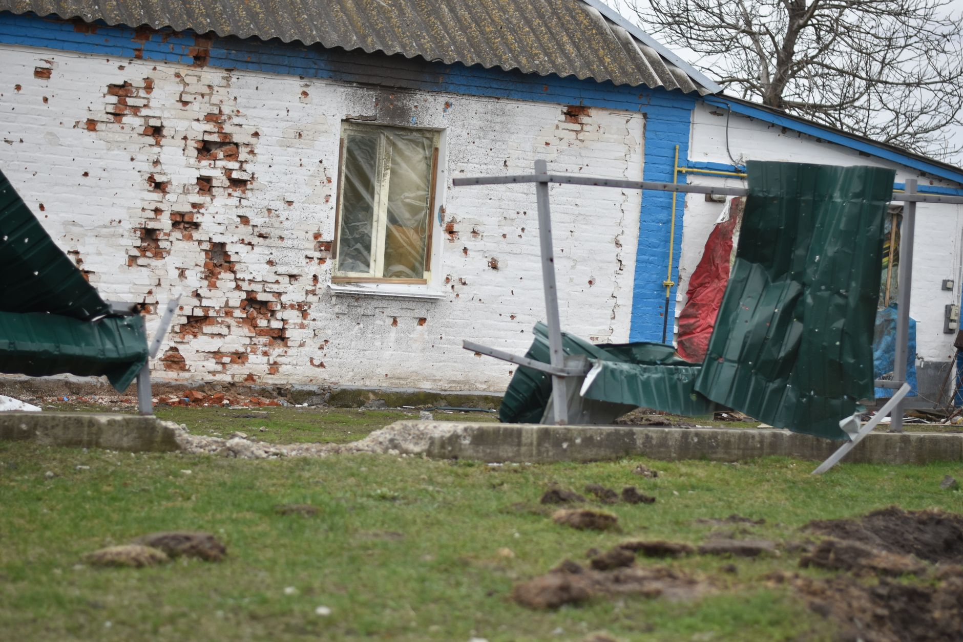 Strong Winds Cause Damage in Rural Taricá